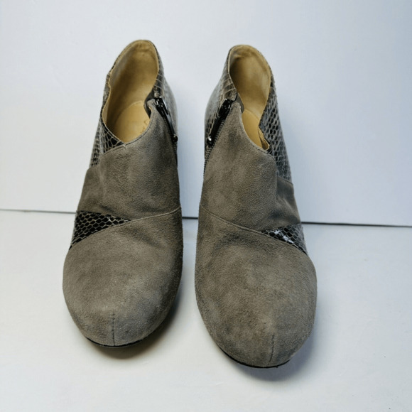 Via Spiga Acacia Bootie in Gray Suede Snake Skin 4.5”‎ High Heel Woman’s Size 7M - Picture 3 of 9